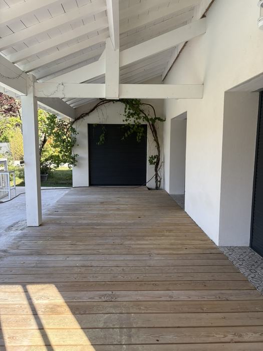 Terrasse en bois avant saturation, 