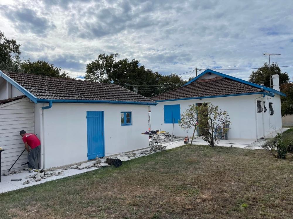 Maison avant rénovation totale, La Hume